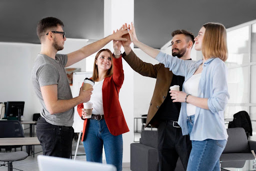 Temas 6: Liderazgo y trabajo en equipo